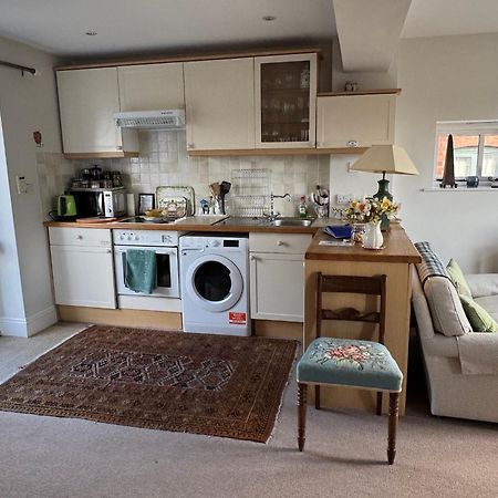 Cottage Barn Conversion On Working Farm Worcester Bagian luar foto