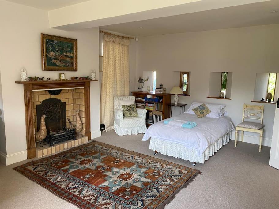 Cottage Barn Conversion On Working Farm Worcester Bagian luar foto