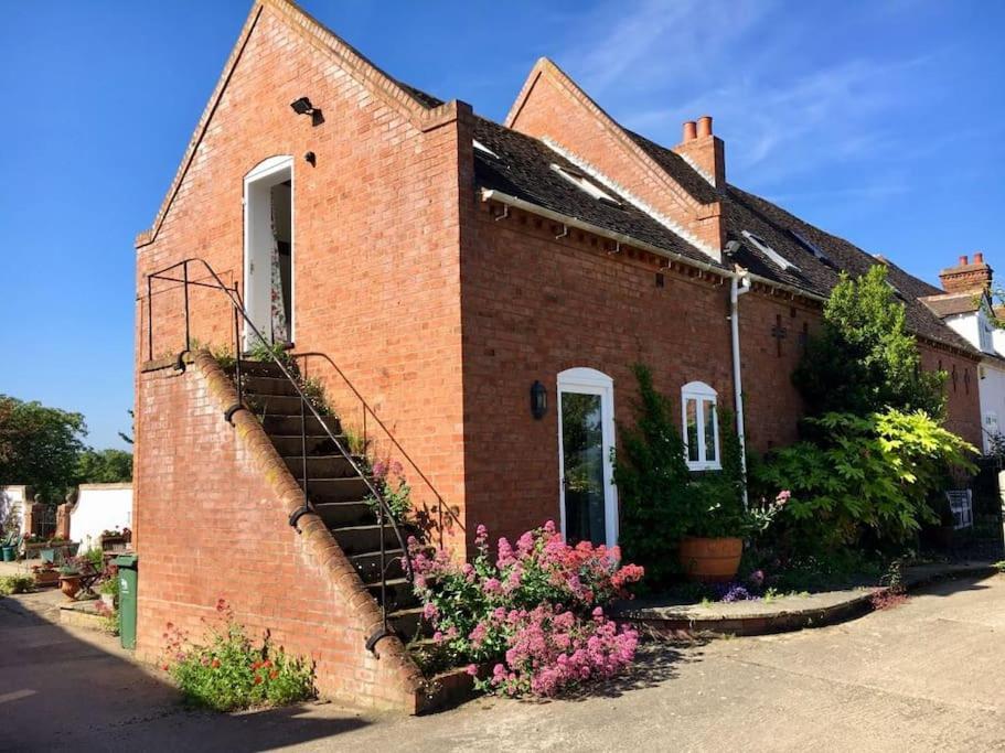 Cottage Barn Conversion On Working Farm Worcester Bagian luar foto