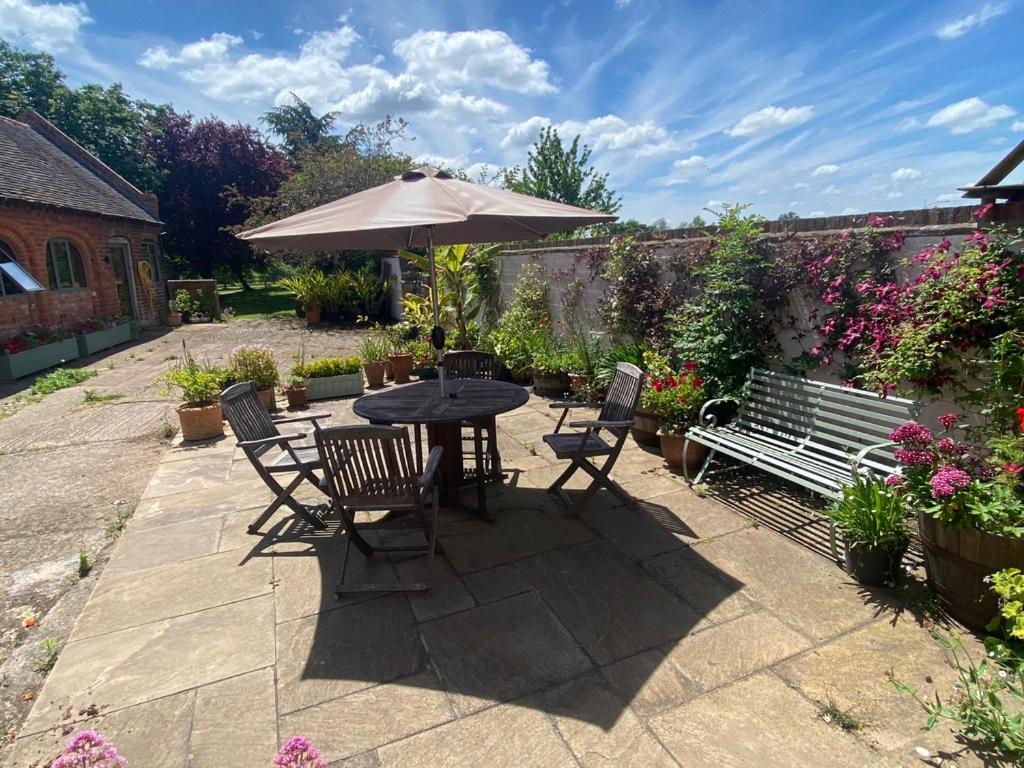 Cottage Barn Conversion On Working Farm Worcester Bagian luar foto